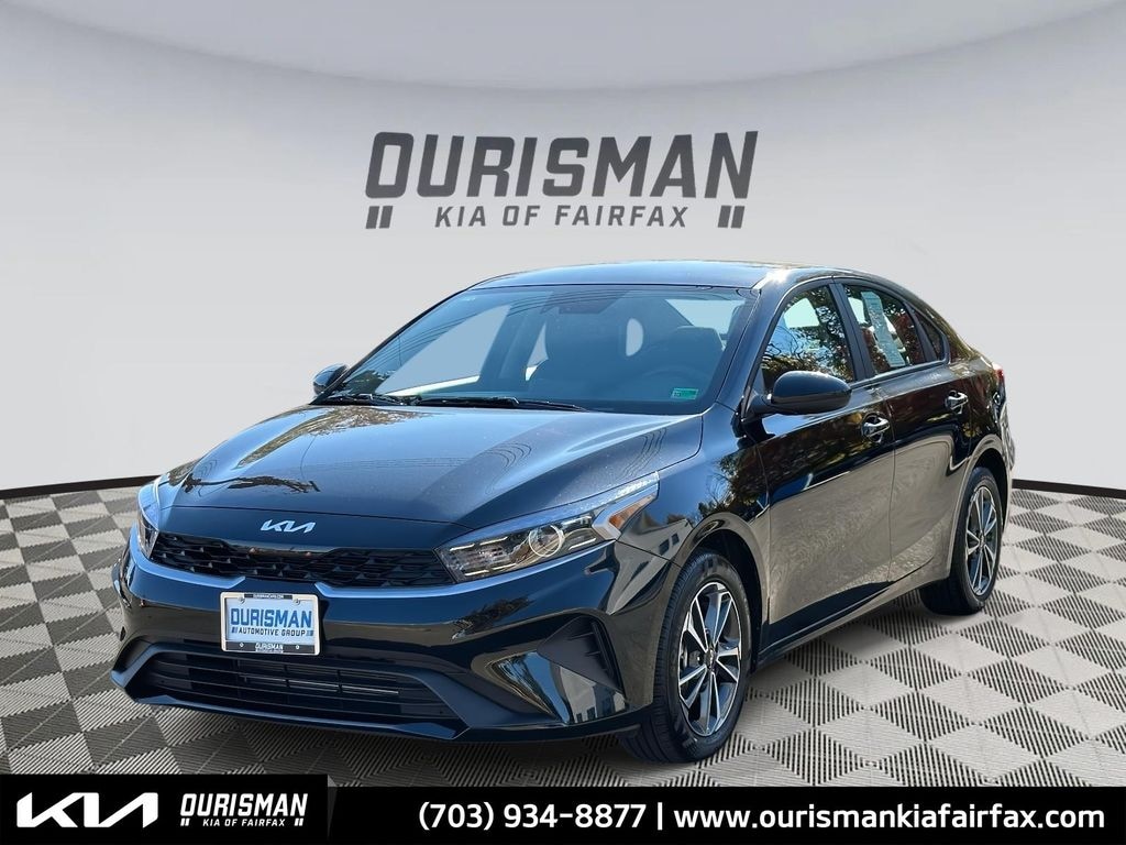 Used 2023 Kia Forte LXS Sedan