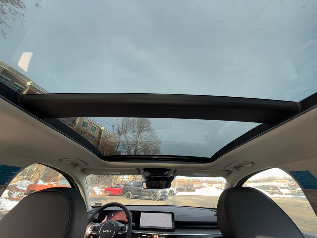 2026 Kia K5 EX - Photo 24