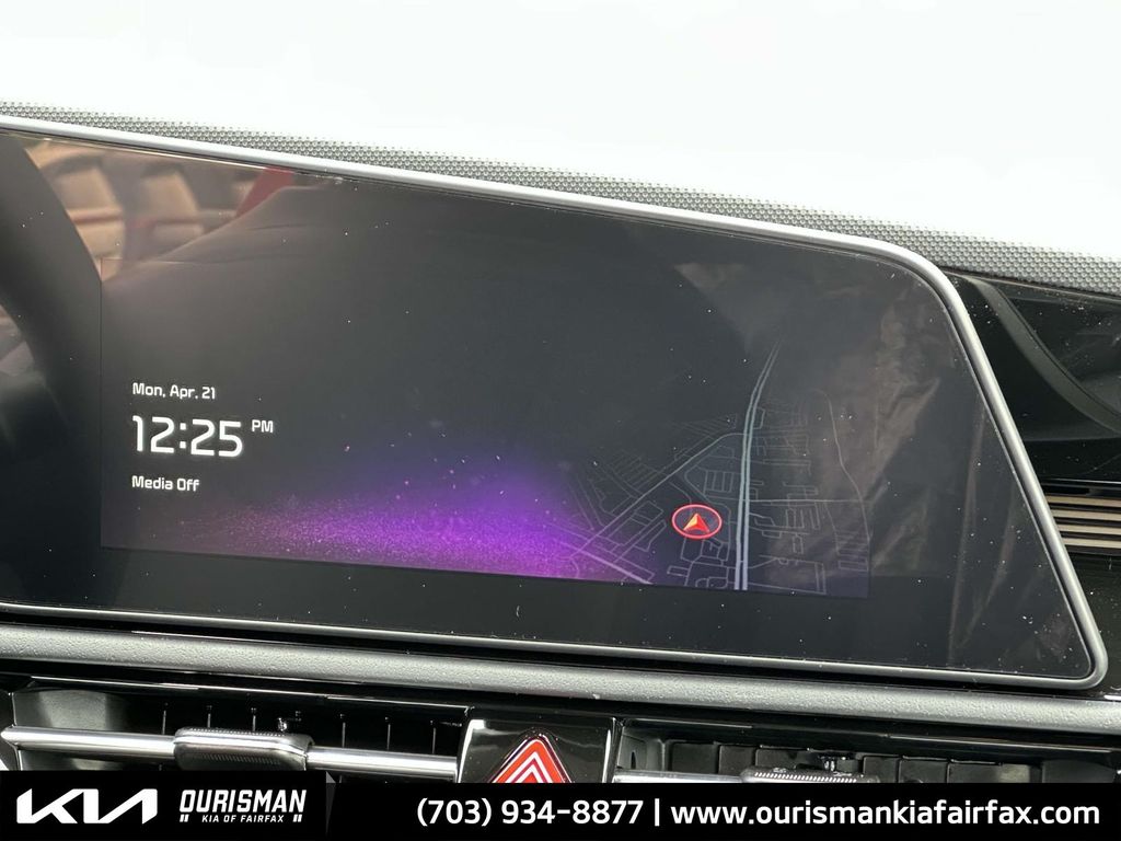2025 Kia Niro Plug-In Hybrid EX photo 2