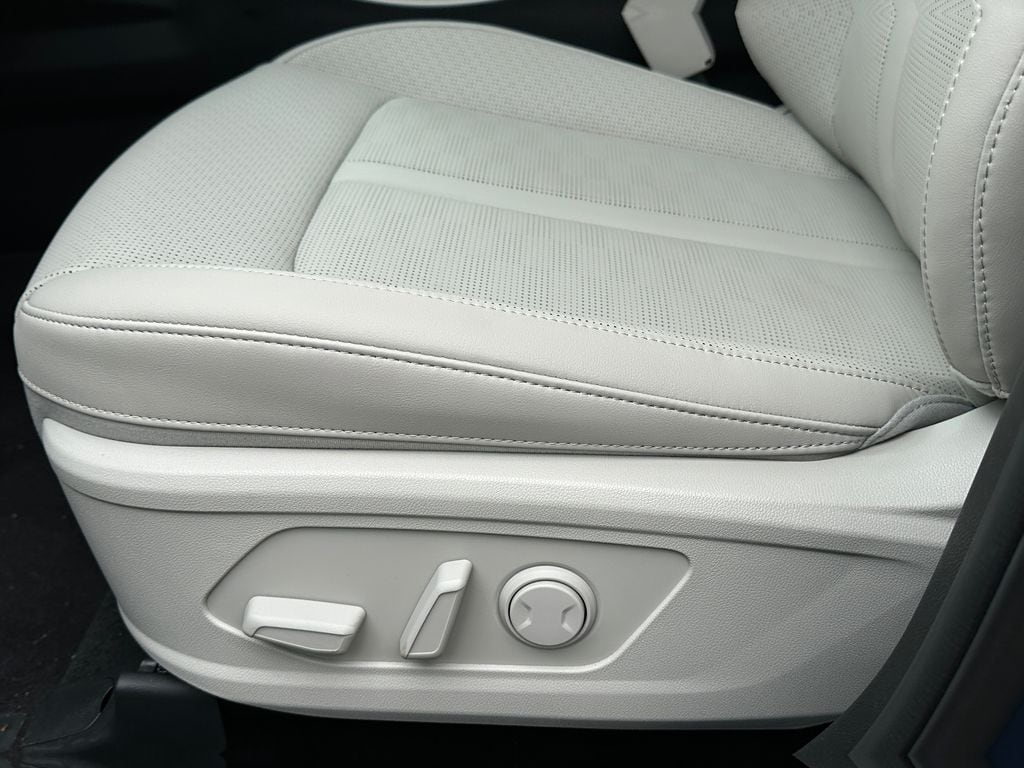 2025 Kia Sorento X-Line EX - Photo 19