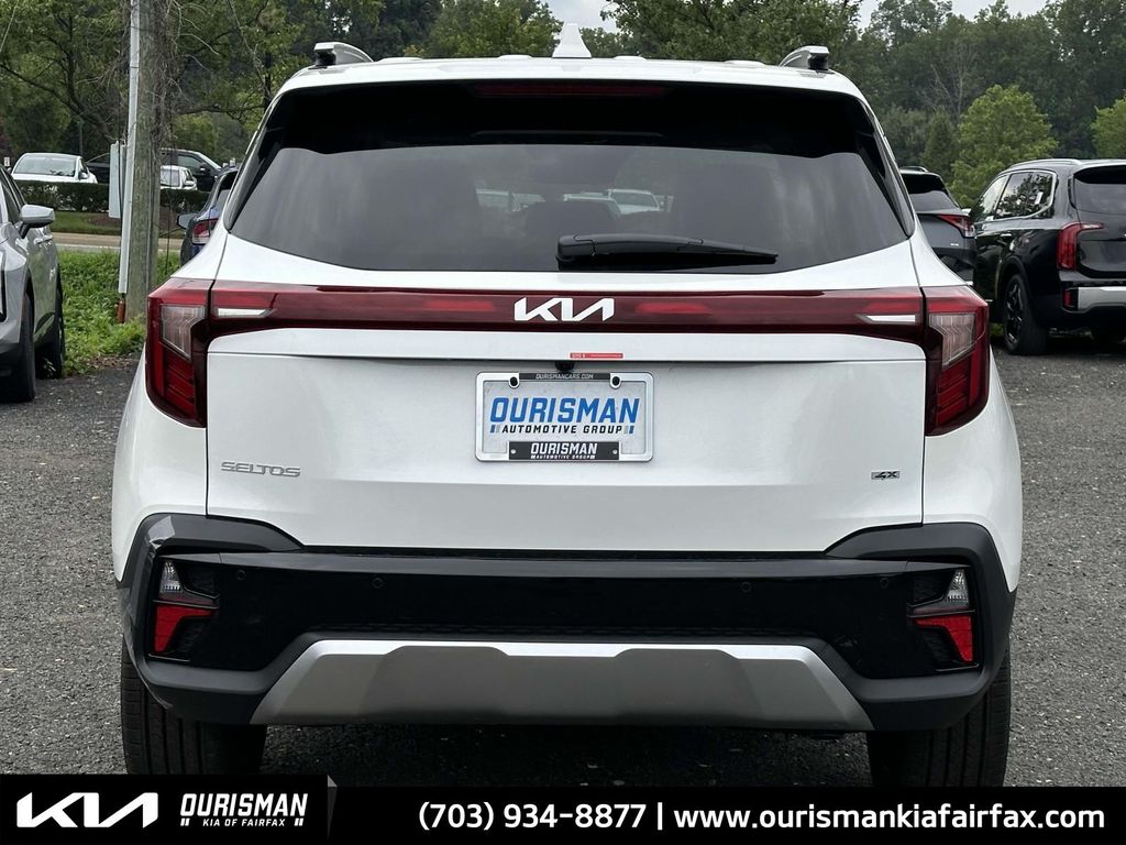 2026 Kia Seltos SX photo 3
