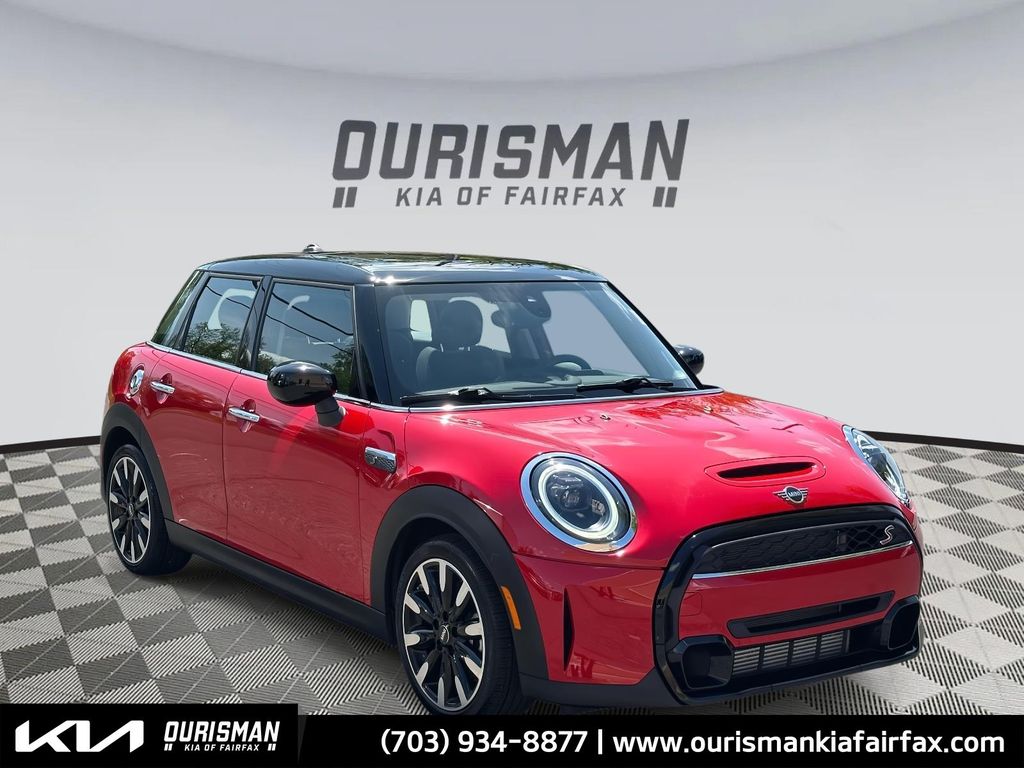 2023 MINI Hardtop 4 Door