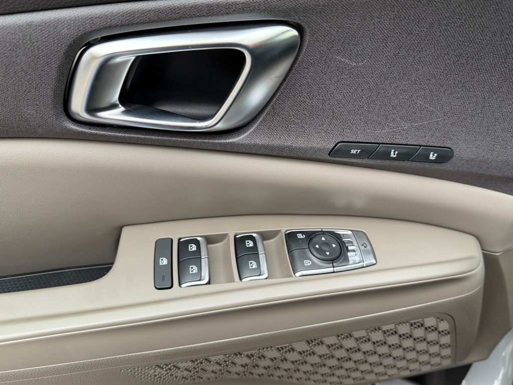 2026 Kia Carnival SX - Photo 11