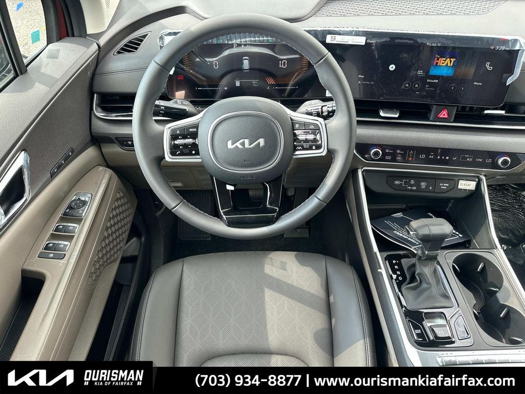 2026 Kia Carnival EX photo 2
