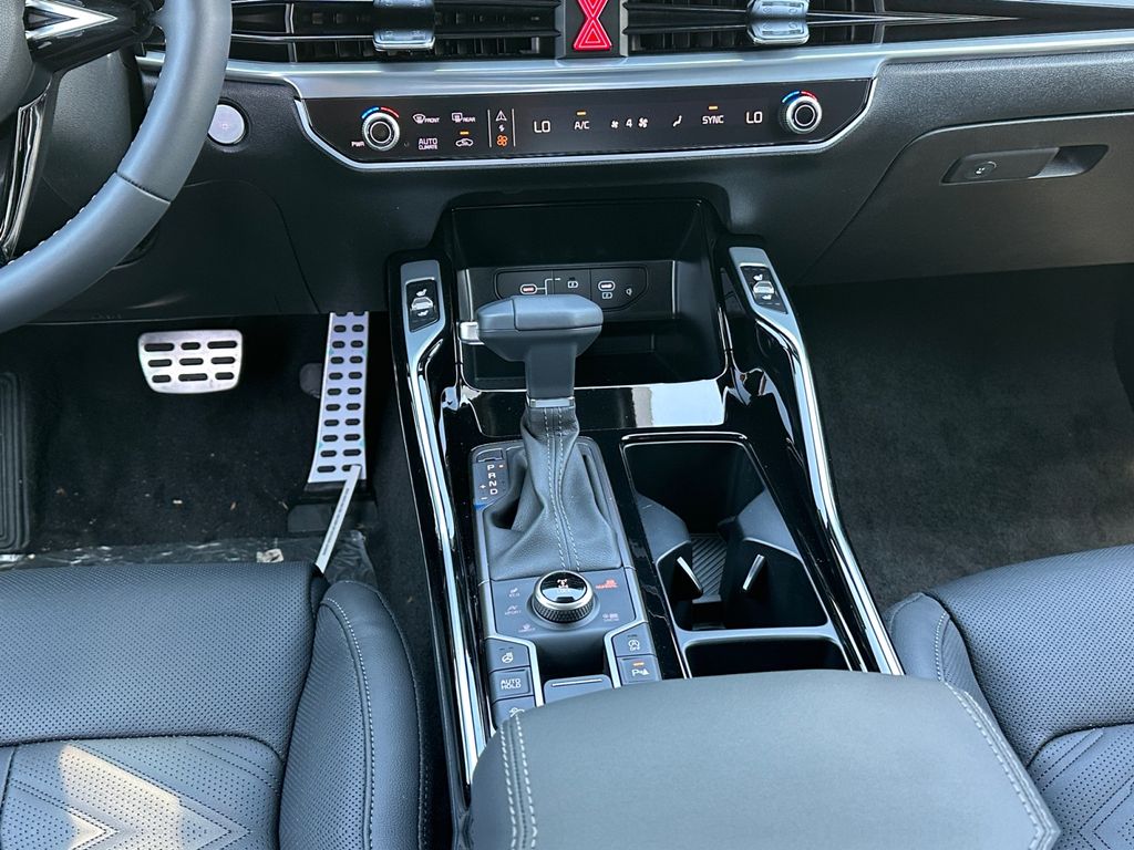 2025 Kia Sorento X-Pro SX Prestige - Photo 11