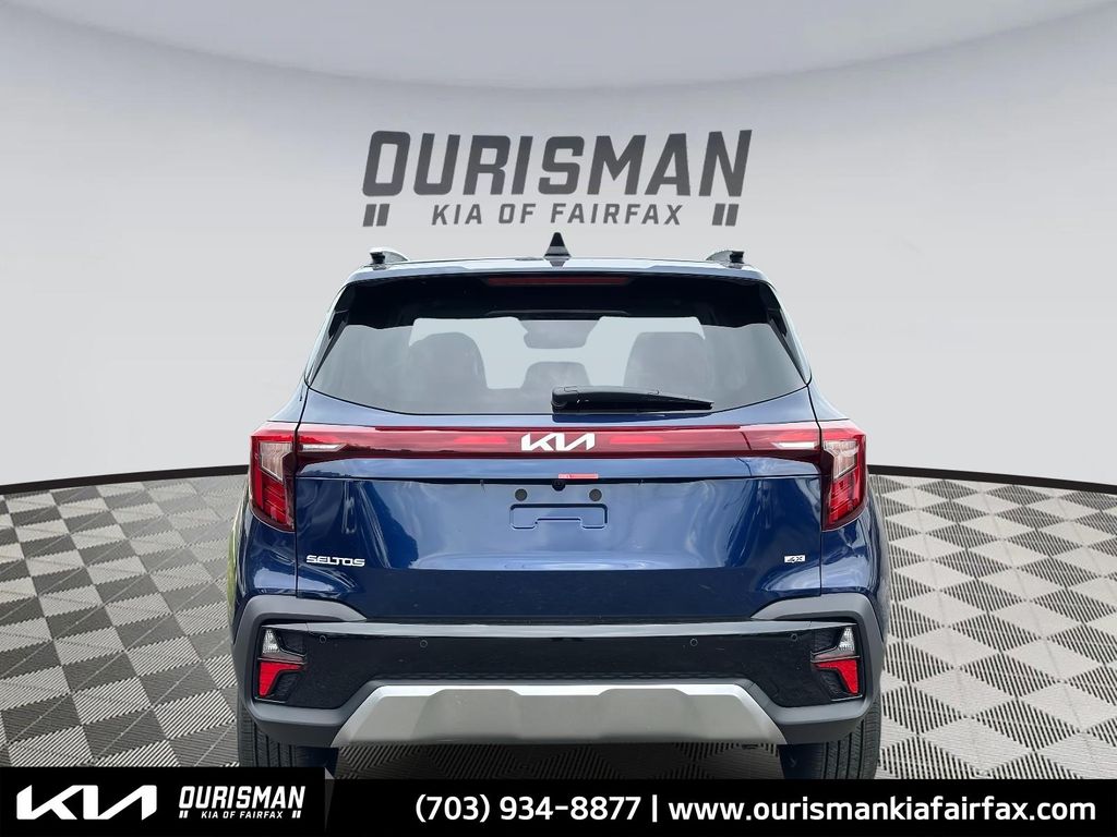 2026 Kia Seltos EX photo 2