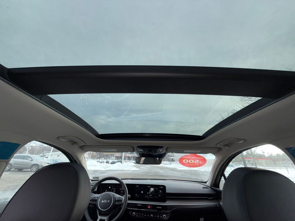 2026 Kia K5 EX - Photo 24