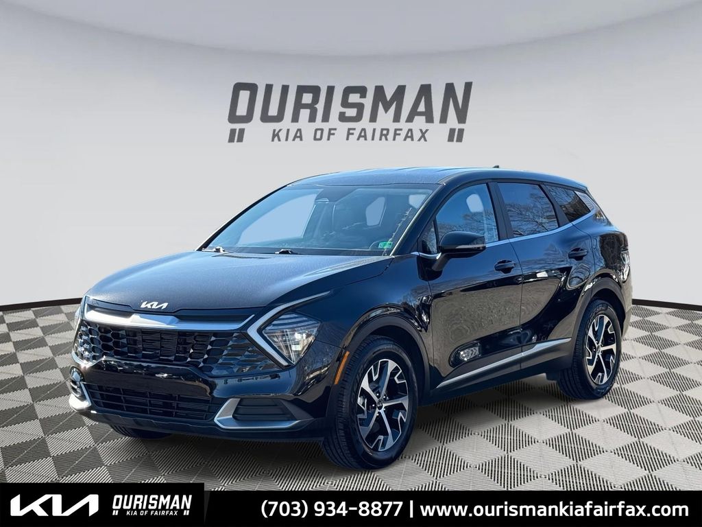 2024 Kia Sportage EX's photo