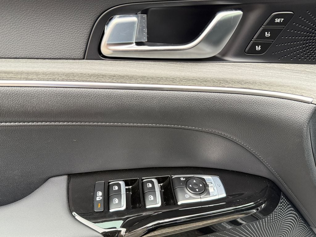 2026 Kia K5 EX - Photo 11