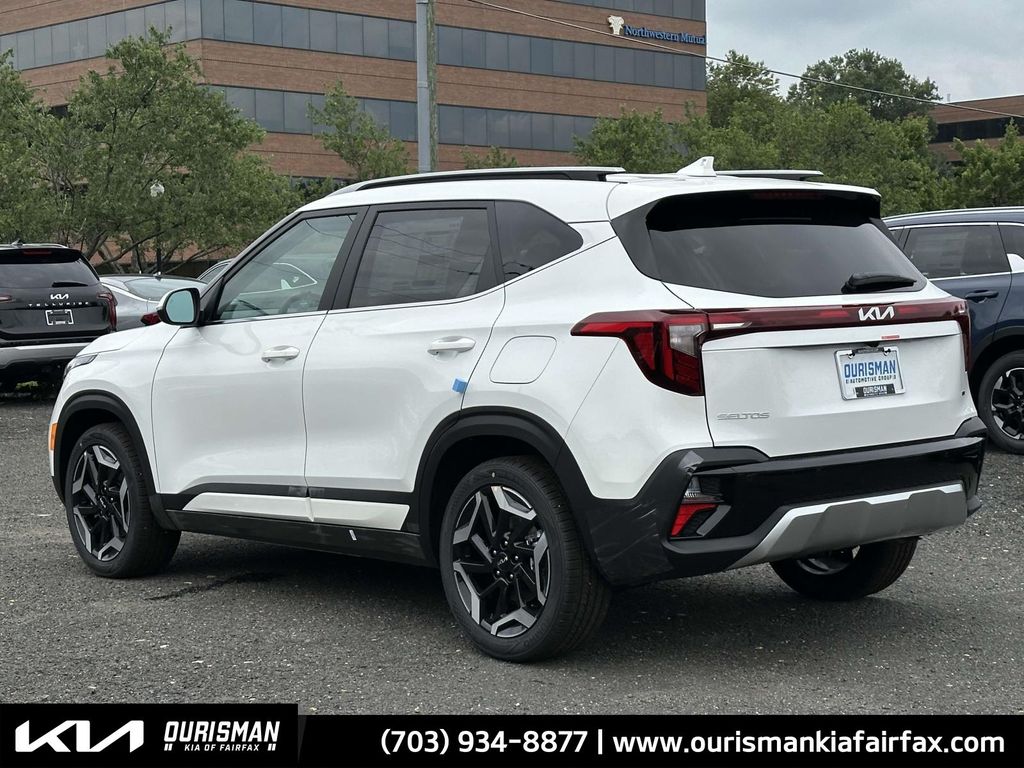 2026 Kia Seltos SX photo 2