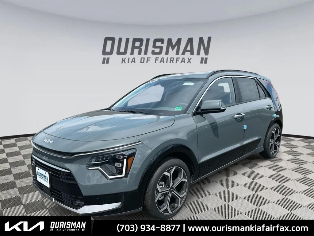 2025 Kia Niro SX Touring's photo