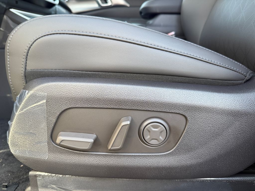 2026 Kia Carnival SX - Photo 10