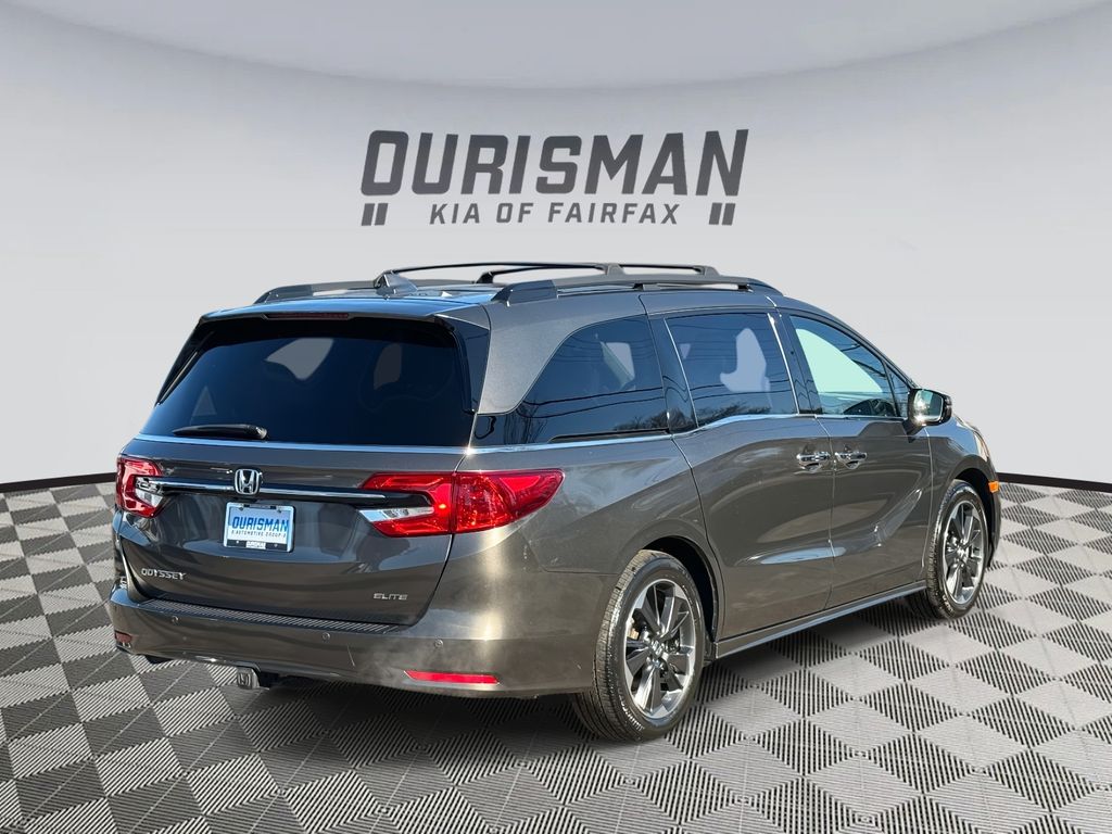 2021 Honda Odyssey Elite photo 3