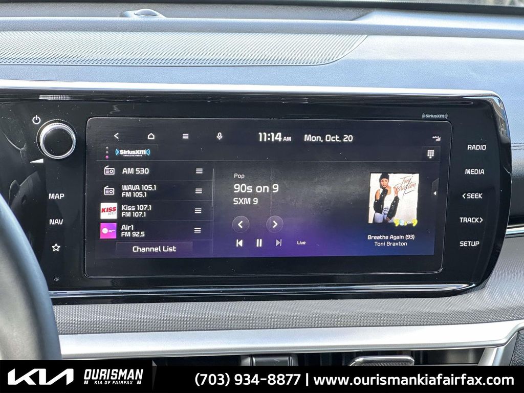 2024 Kia K5 GT-Line photo 3