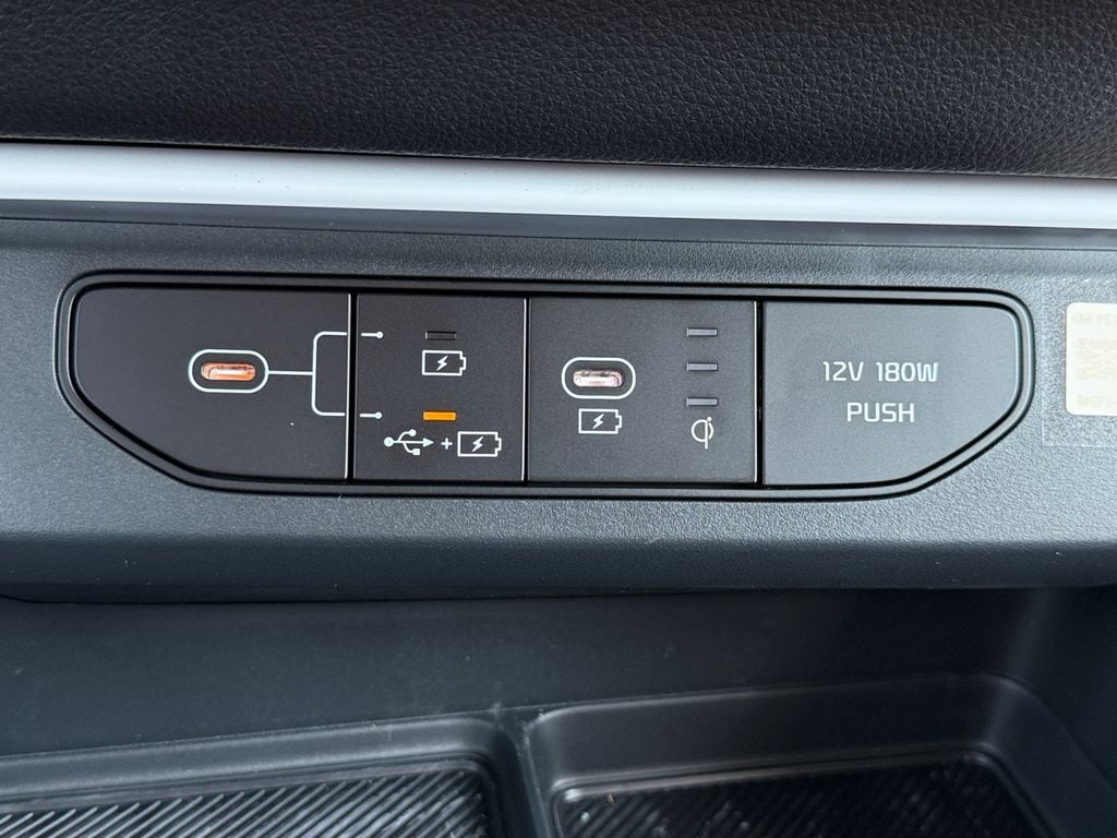 2026 Kia Carnival SX - Photo 18