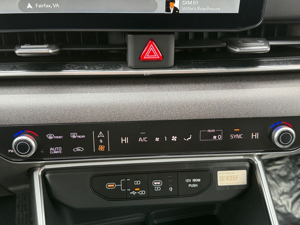 2026 Kia Carnival SX - Photo 16