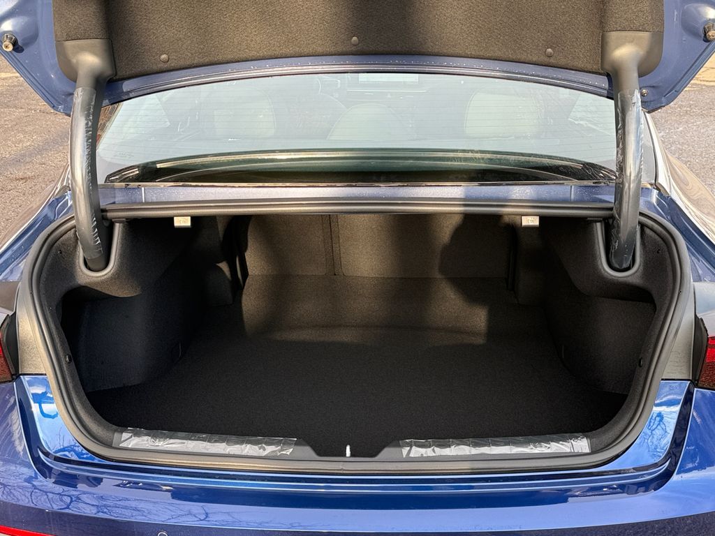 2026 Kia K5 EX - Photo 26
