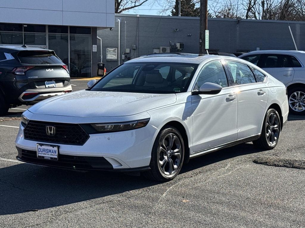Used 2024 Honda Accord Hybrid EX-L Sedan