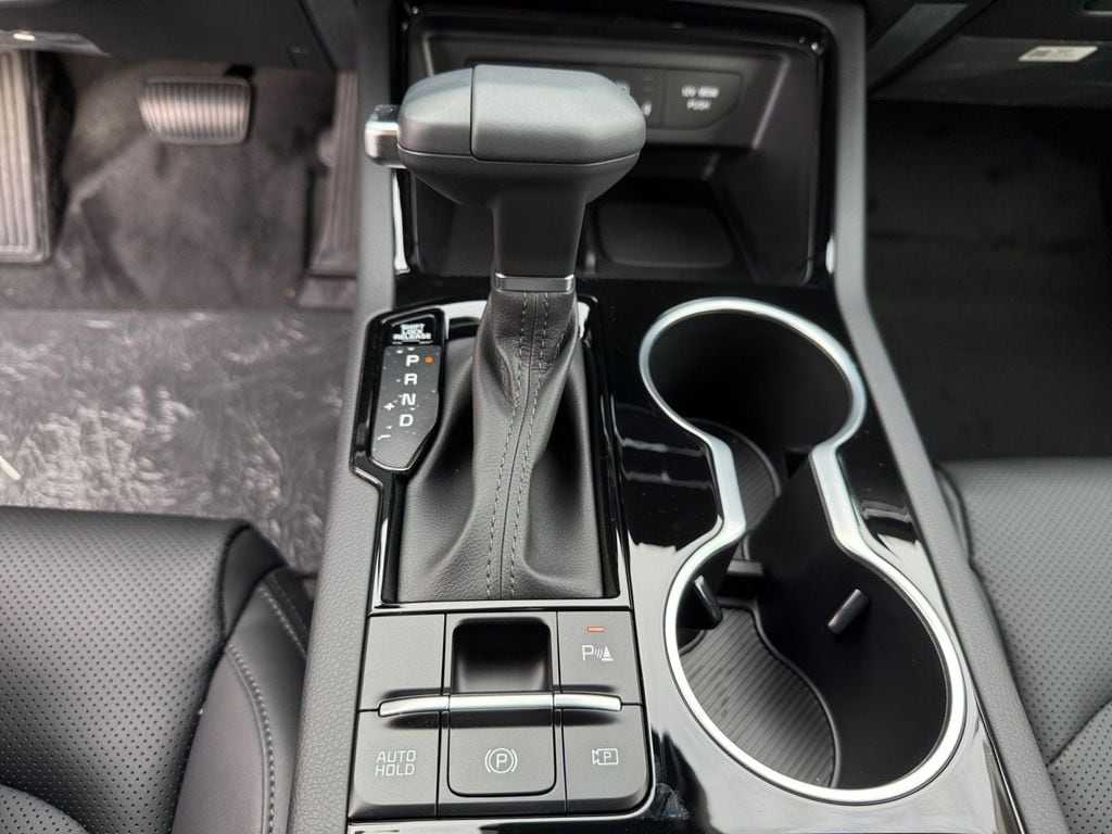 2026 Kia K5 EX - Photo 19