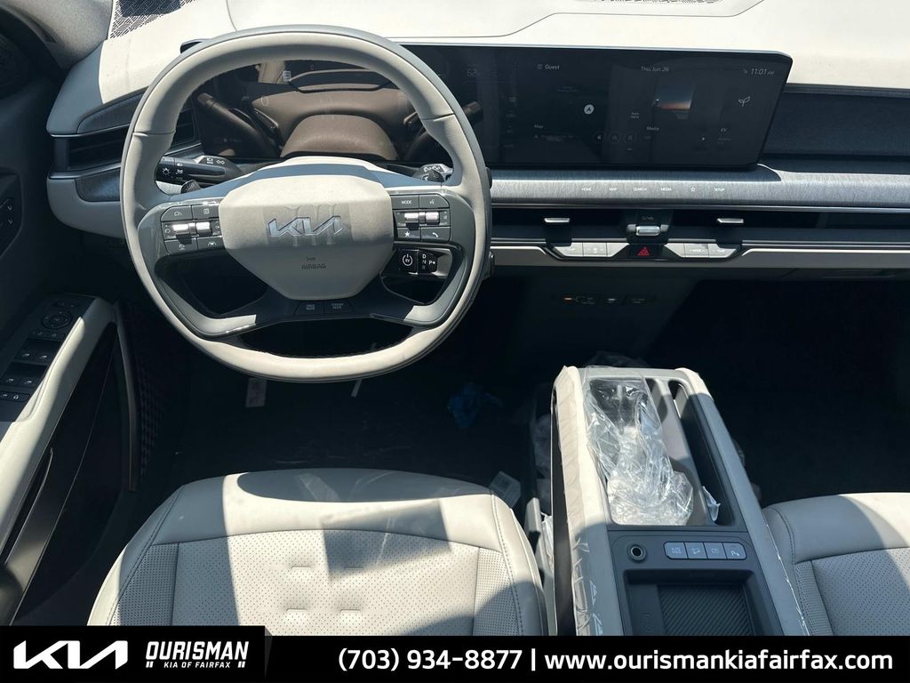 2026 Kia EV9 Wind photo 2