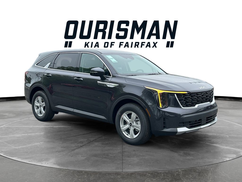 2026 Kia Sorento LX AT's photo