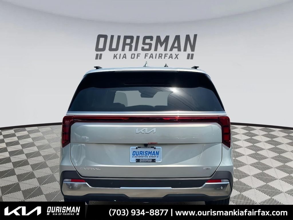 2026 Kia Carnival SX photo 2