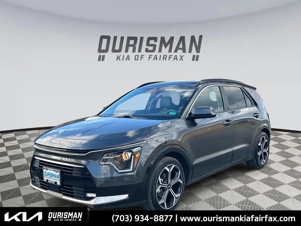 Used 2023 Kia Niro EX Touring SUV