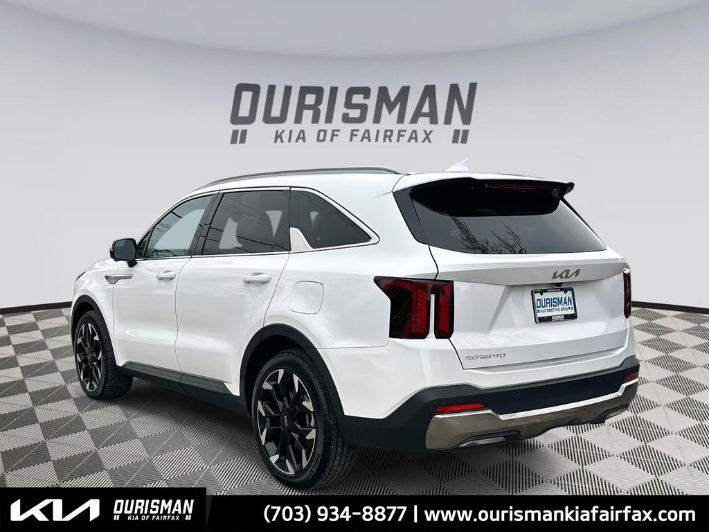 2025 Kia Sorento SX photo 2