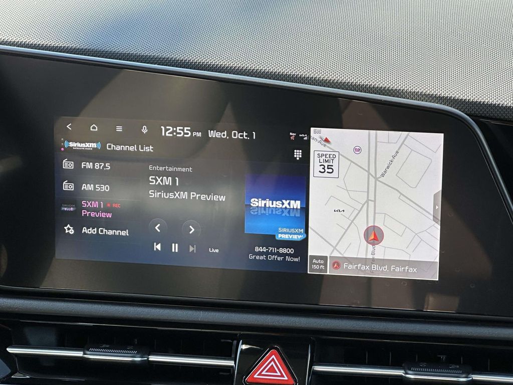 2023 Kia Niro EX Touring photo 3