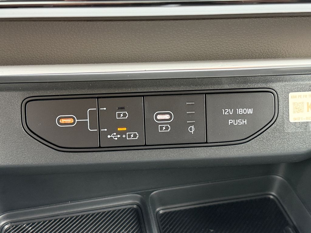 2026 Kia Carnival SX - Photo 17