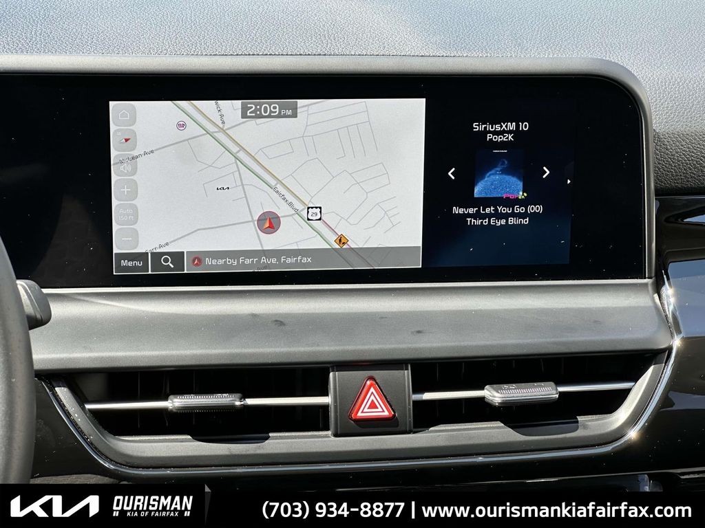 2024 Kia Seltos S photo 3