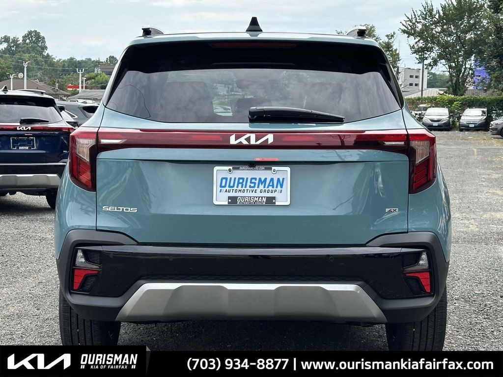 New 2026 Kia Seltos EX SUV