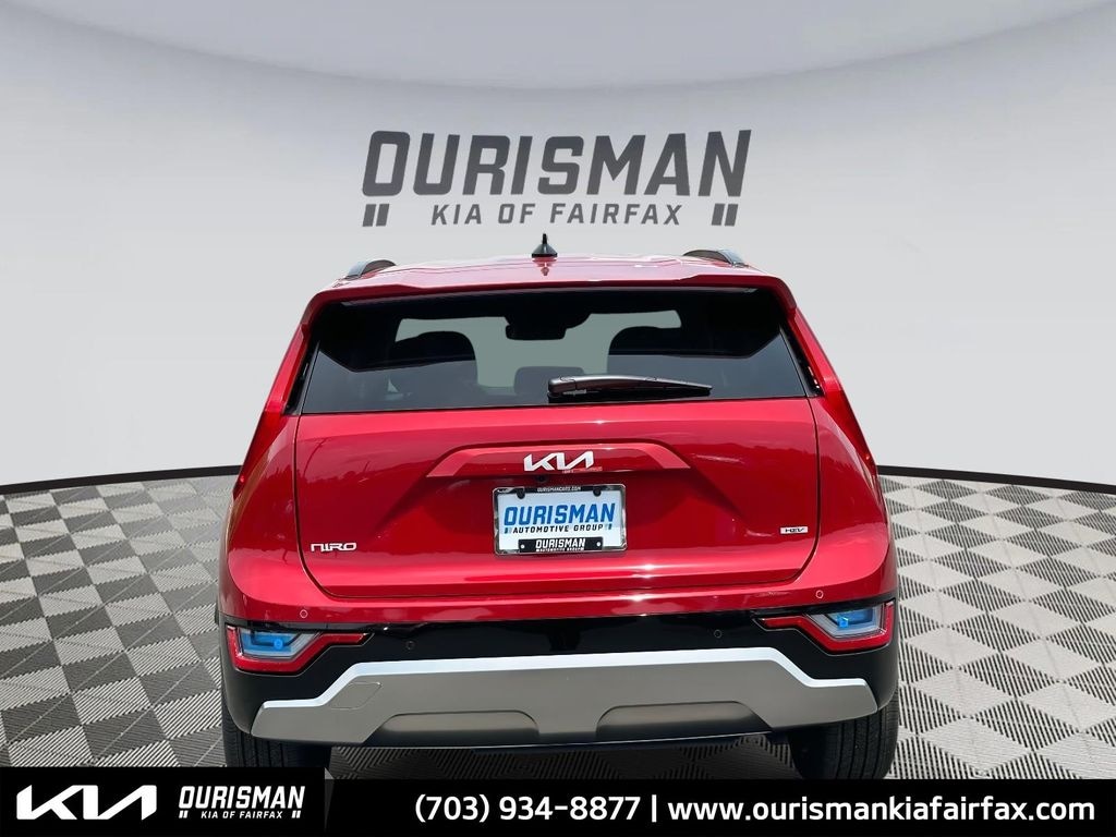 New 2025 Kia Niro SX Touring SUV