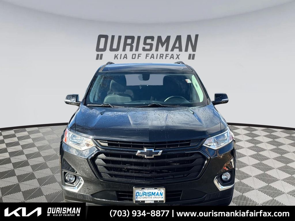 2019 Chevrolet Traverse 1LT photo 3