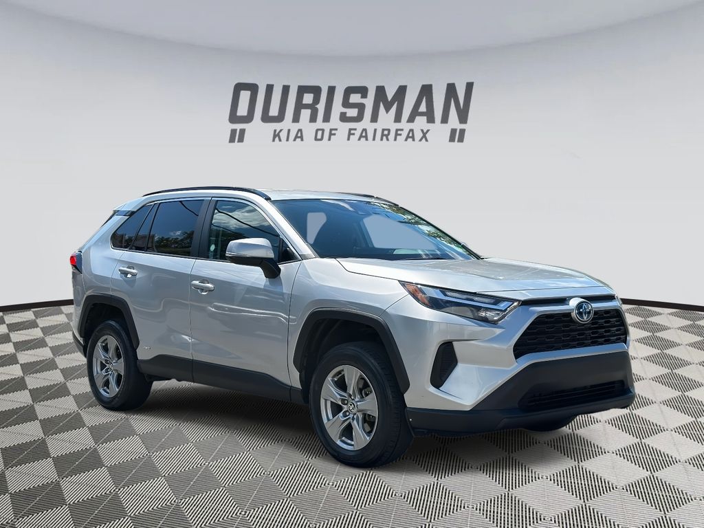 Used 2024 Toyota RAV4 XLE with VIN 4T3RWRFV5RU125954 for sale in Northfield, Minnesota