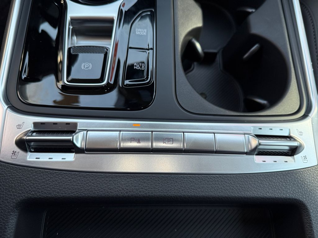 2026 Kia Carnival SX - Photo 22