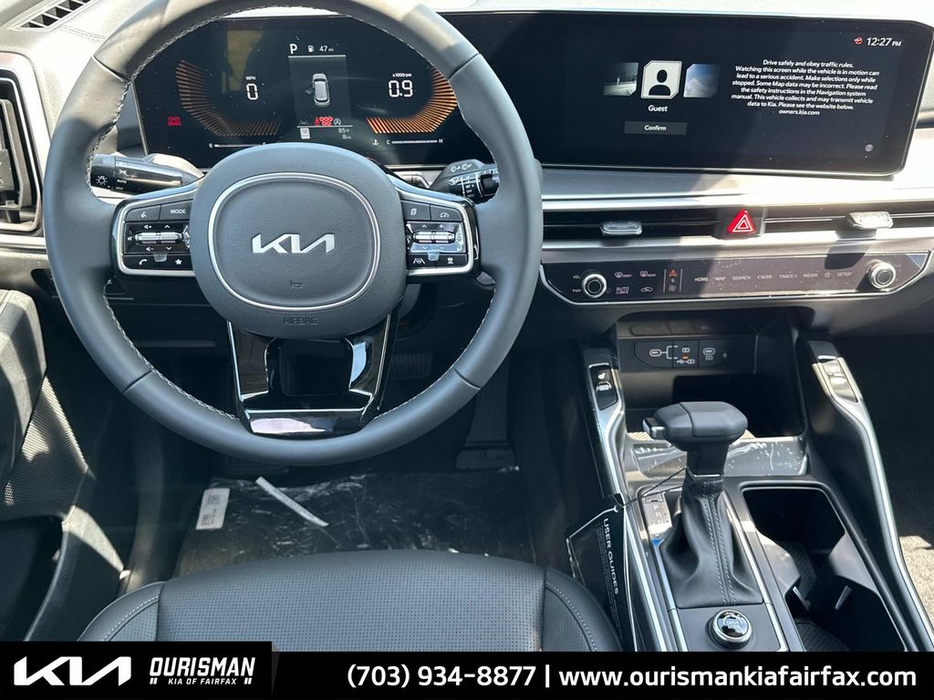 2025 Kia Sorento S photo 3