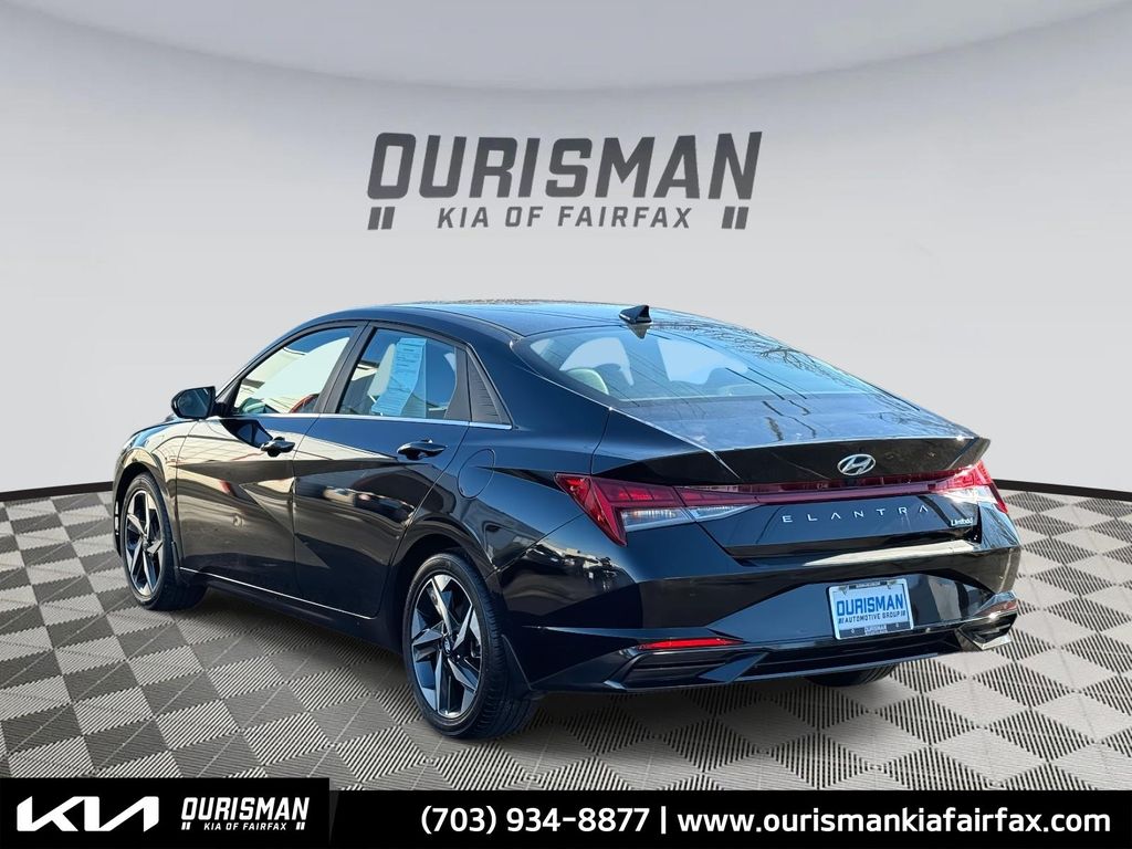 2023 Hyundai Elantra Limited photo 2