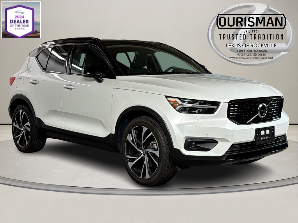 2021 Volvo XC40 R-Design's photo