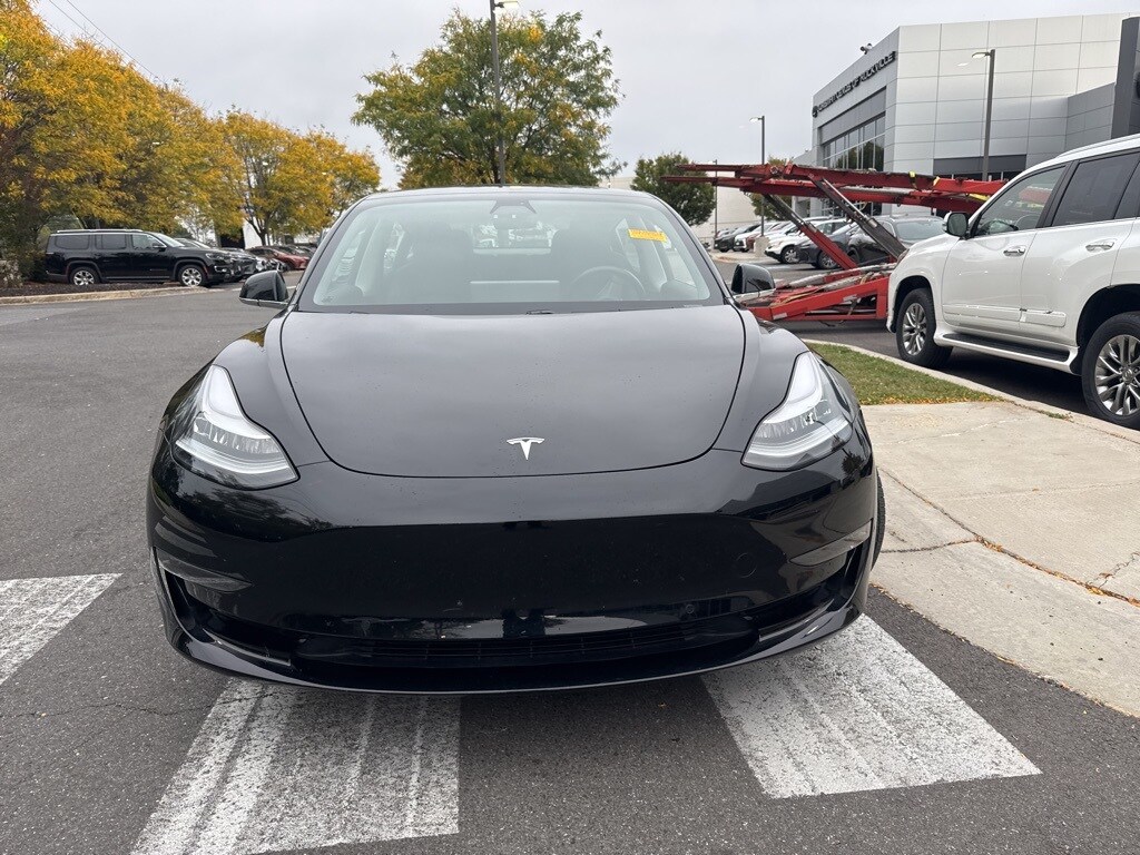 2019 Tesla Model 3 Standard Range Plus photo 2
