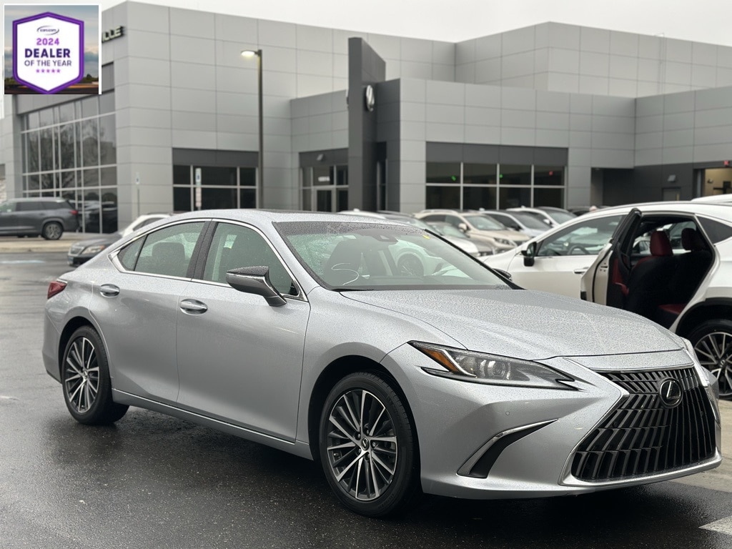 2025 Lexus ES 350's photo