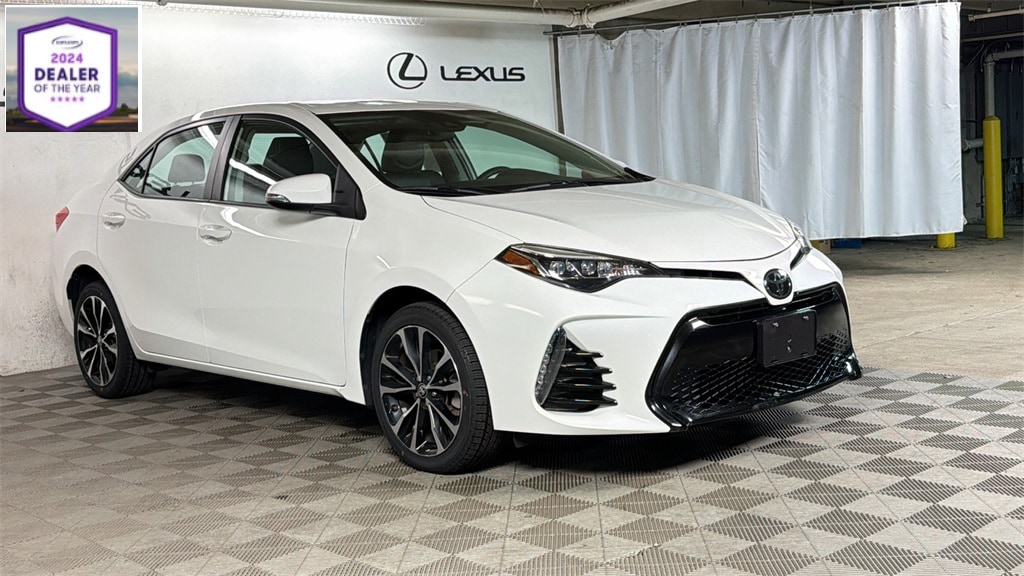 2019 Toyota Corolla XSE's photo