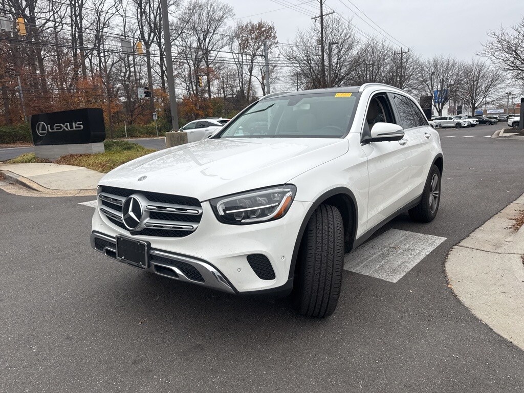 2020 Mercedes Benz GLC 300 4MATIC photo 3