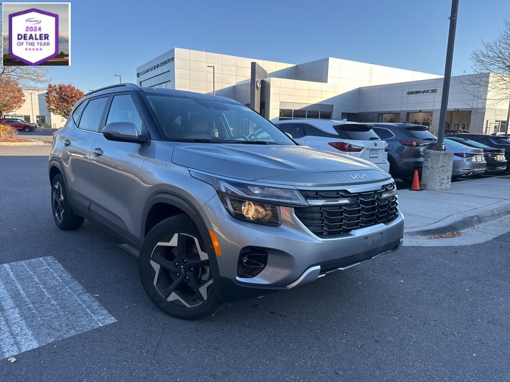 Used 2024 Kia Seltos EX SUV