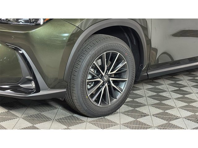 2026 Lexus NX 350 photo 4