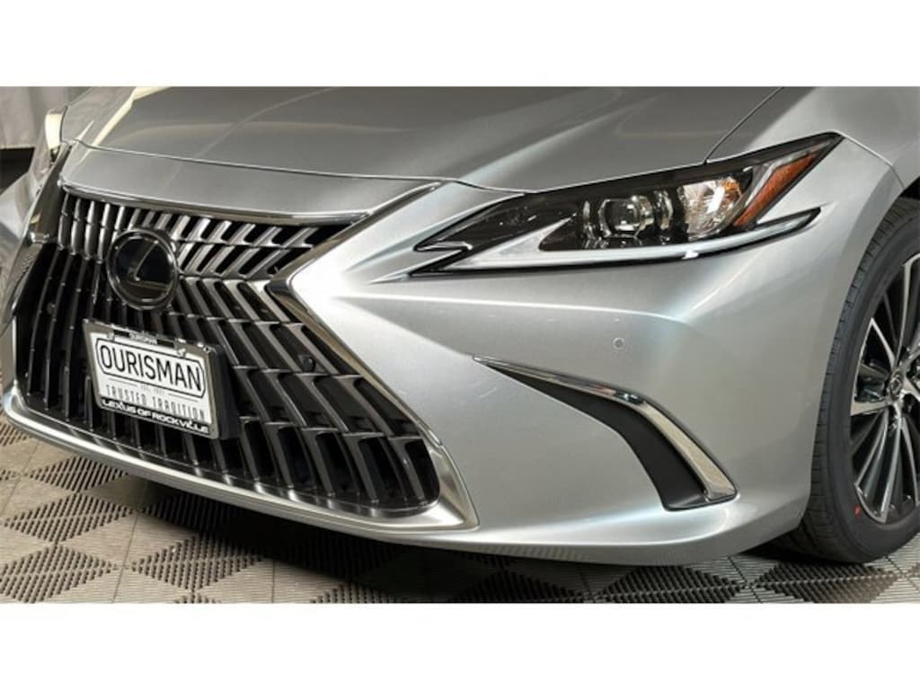 New 2025 Lexus ES 350 4-DOOR SEDAN