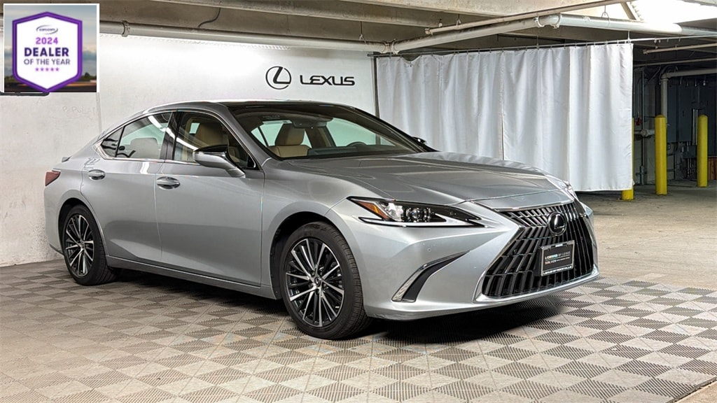 2023 Lexus ES 350's photo