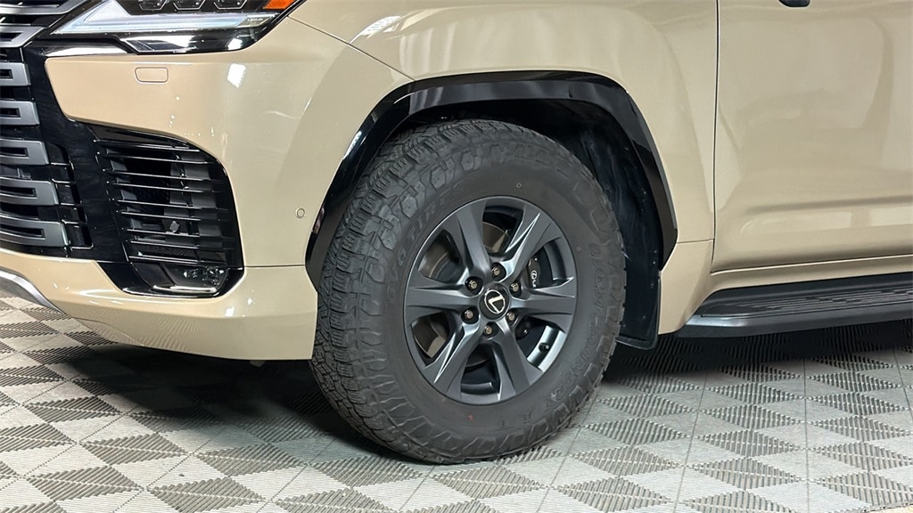 Used 2025 Lexus LX 700h Overtrail SUV