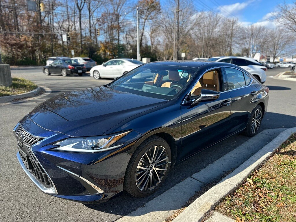 Used 2024 Lexus ES 350 Sedan