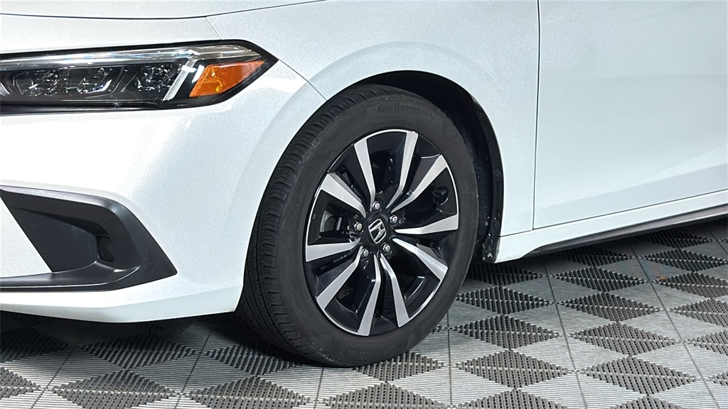 Used 2022 Honda Civic EX-L Hatchback